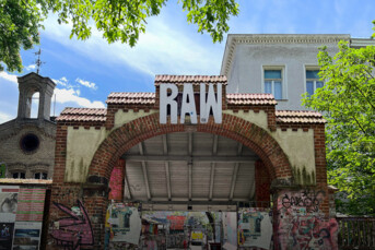 Eingang RAW © Arco/Schoening